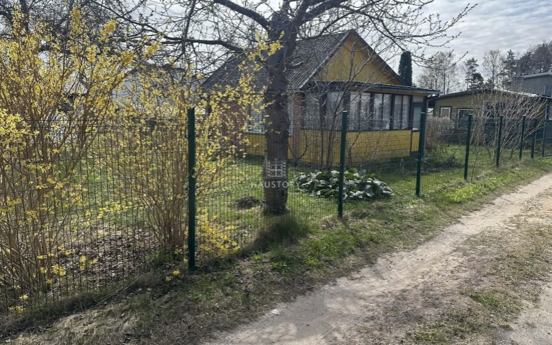 S/B Šernai sklypas su namuku